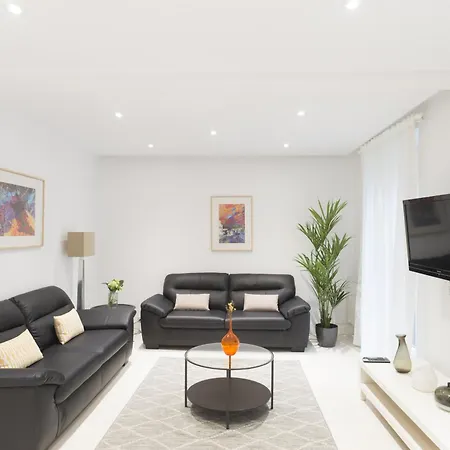 グロセコ ラ スリオラ Ib. アパート