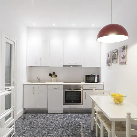 アパート グロセコ ラ スリオラ Ib.